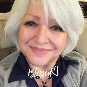 Meet your Posher, Cecilia